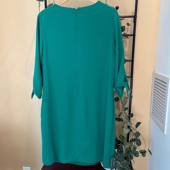 CeCe Green Midi Dress - Picture 8 of 8